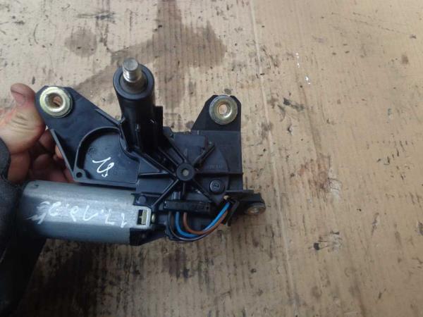 MOTEUR D ESSUIE GLACE ARRIERE OPEL ASTRA G - Vue 1